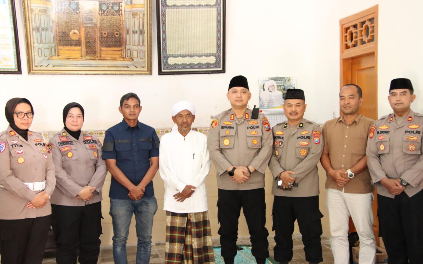 Kapolres Sumenep, AKBP Rivanda silaturahmi ke Ketua Majelis Ulama Indonesia (MUI) Kabupaten Sumenep. (Istimewa)