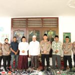 Kapolres Sumenep AKBP Rivanda bersama jajaran sowan ke Ponpes Al Amien, Prenduan, Sumenep. (Istimewa)
