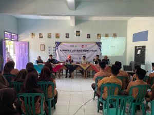Seminar literasi keuangan JMSI dan BPRS Bhakti Sumenkar Perseroda di Yayasan Pondok Pesantren Al-Ittihad, Desa Lembung Timur, Kecamatan Lenteng, Kabupaten Sumenep, Sabtu (13/9/2025).