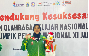 Atlet muda asal Kabupaten Sumenep, Fethum Muxin Al-Katiri peraih medali perak pada ajang Pekan Olahraga Pelajar Nasional (Popnas) 2025. (Istimewa)