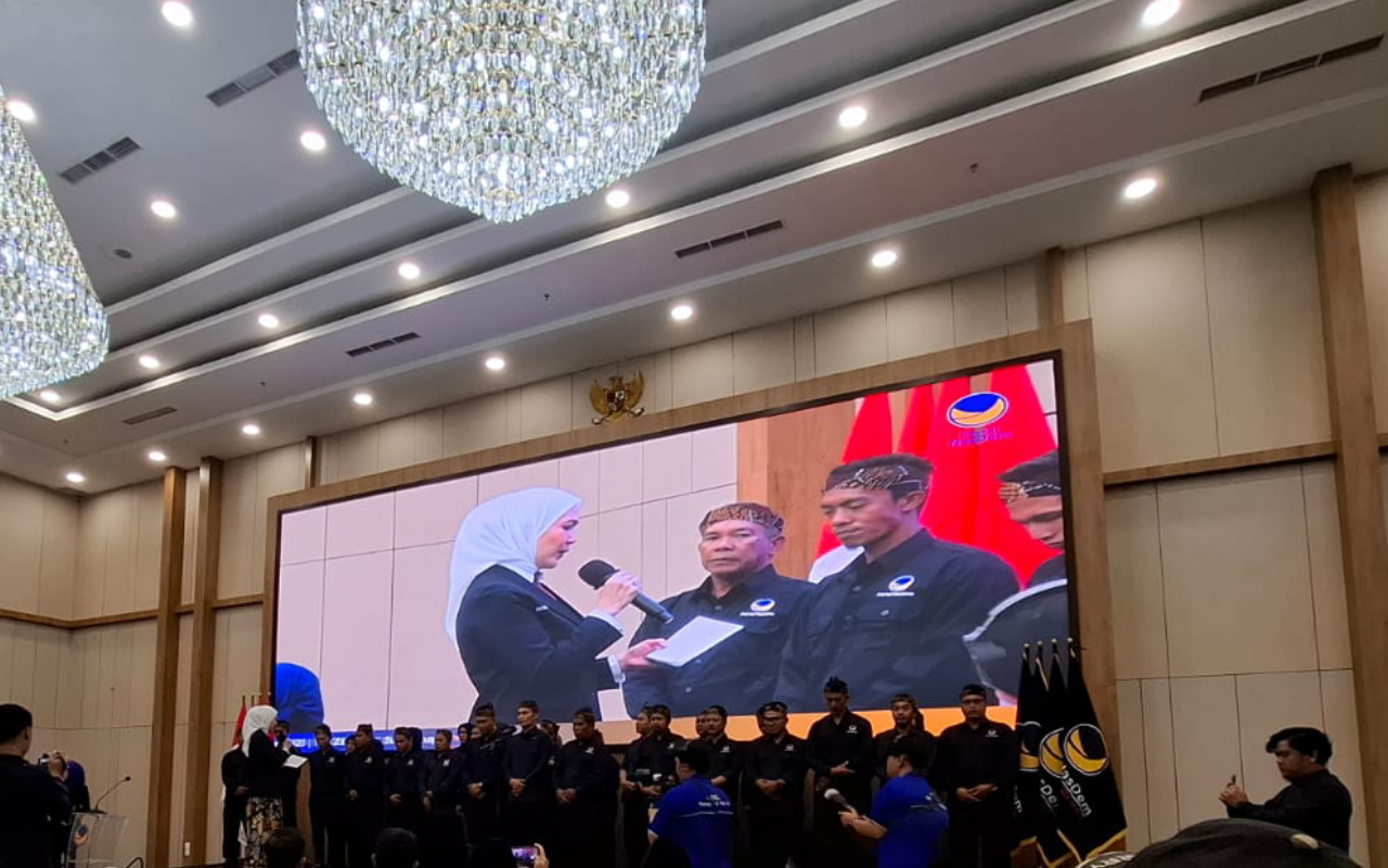 Prosesi pelantikan DPD NasDem Sumenep 2025-2029 di Ballroom Hotel Myze. (JARAK.co)