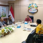 Pengurus JMSI Jatim Periode 2025-2030 saat kunjungi kepala dinas pendidikan Jawa Timur. Foto: Istimewa