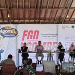 Kegiatan Focus Group Discussion (FGD) PWRI Sumenep di Tanean Cafe, Sumenep. (Dok. Jarak.co)