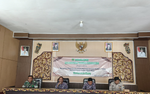 Sosialisasi Organisasi Kemasyarakatan Bakesbangpol Sumenep di Pendopo Kecamatan Bluto. (Dok.Jarak.co)