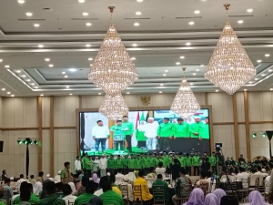 KHIDMAT : Prosesi Pengukuhan DPC PKB Sumenep bertempat di Myze Hotel Sumenep, Kamis (8/10/2026).