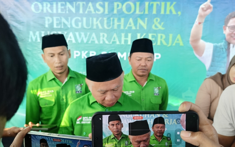 Ketua DPC PKB Sumenep KH M. Kamalil Ersyad. (JARAK.co)